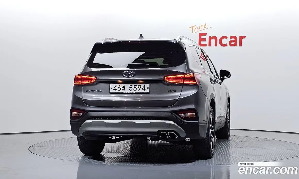 Hyundai Santa Fe 2019 2.0 автомат (гидро), фото 4