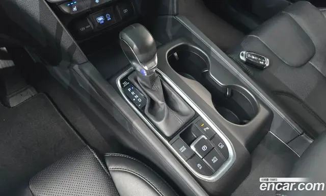 Hyundai Santa Fe 2020 2.0 автомат (гидро), миниатюра 11 Hyundai Santa Fe 2020 2.0 автомат (гидро), миниатюра 11