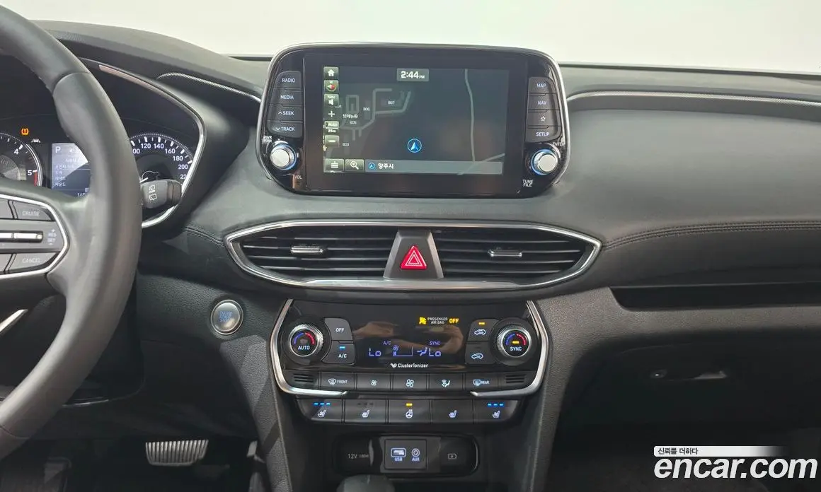 Hyundai Santa Fe 2020 2.0 автомат (гидро), фото 18 Hyundai Santa Fe 2020 2.0 автомат (гидро), фото 18
