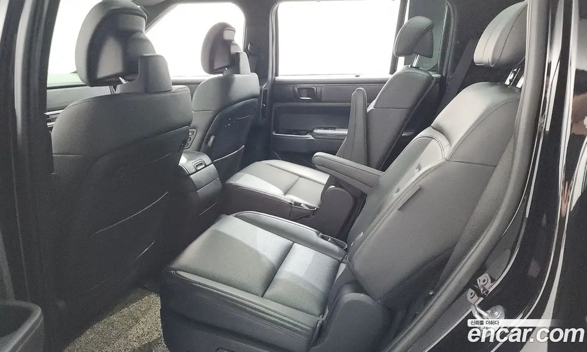 Hyundai Santa Fe 2023 1.6 автомат (гидро), фото 17 Hyundai Santa Fe 2023 1.6 автомат (гидро), фото 17