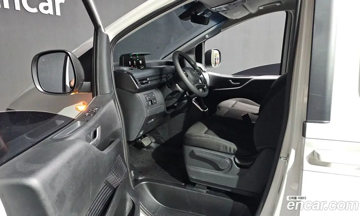 Hyundai Staria 2022 2.2 автомат (гидро), фото 13 Hyundai Staria 2022 2.2 автомат (гидро), фото 13