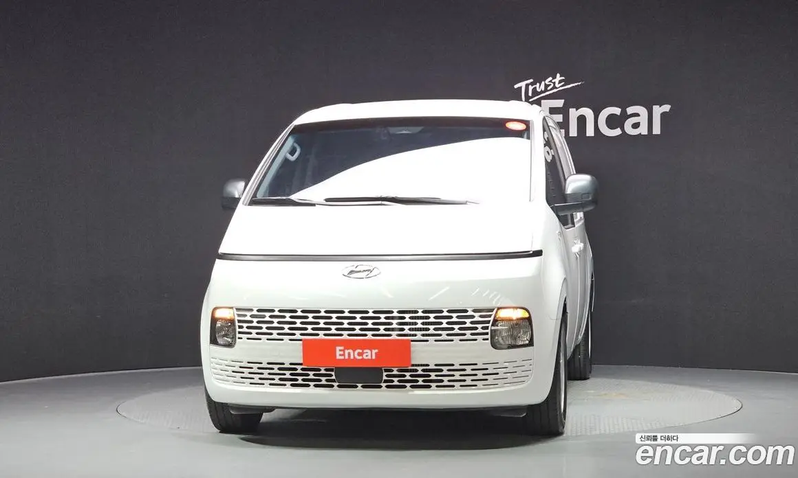 Hyundai Staria 2022 2.2 автомат (гидро), фото 3 Hyundai Staria 2022 2.2 автомат (гидро), фото 3