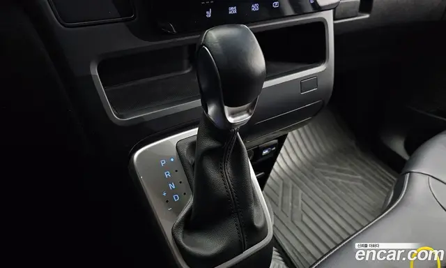 Hyundai Staria 2022 2.2 автомат (гидро), миниатюра 12
