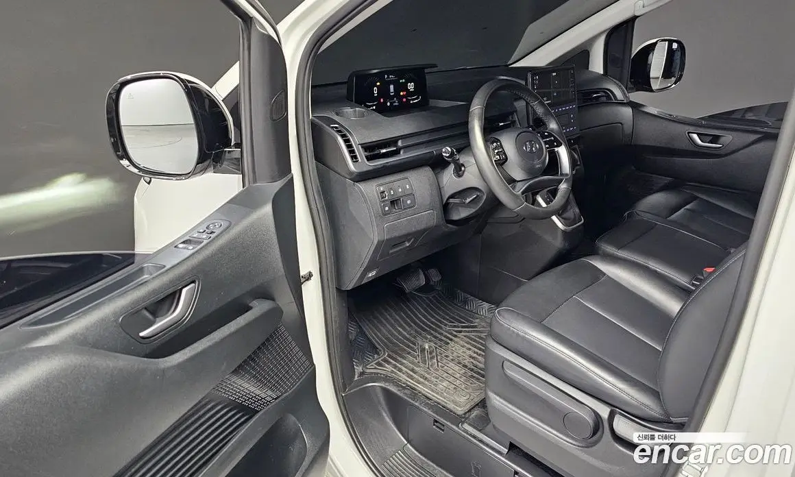 Hyundai Staria 2022 2.2 автомат (гидро), фото 13 Hyundai Staria 2022 2.2 автомат (гидро), фото 13