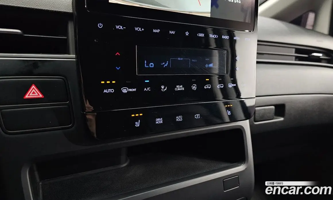 Hyundai Staria 2022 2.2 автомат (гидро), фото 20 Hyundai Staria 2022 2.2 автомат (гидро), фото 20