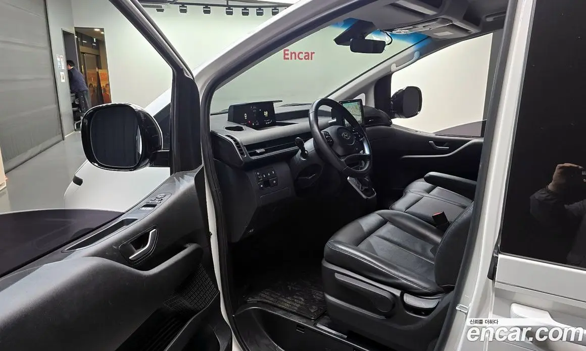 Hyundai Staria 2022 2.2 автомат (гидро), фото 13 Hyundai Staria 2022 2.2 автомат (гидро), фото 13