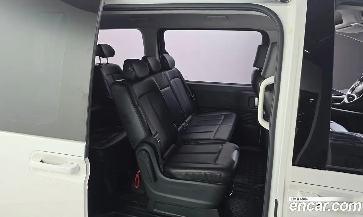 Hyundai Staria 2022 2.2 автомат (гидро), фото 16 Hyundai Staria 2022 2.2 автомат (гидро), фото 16