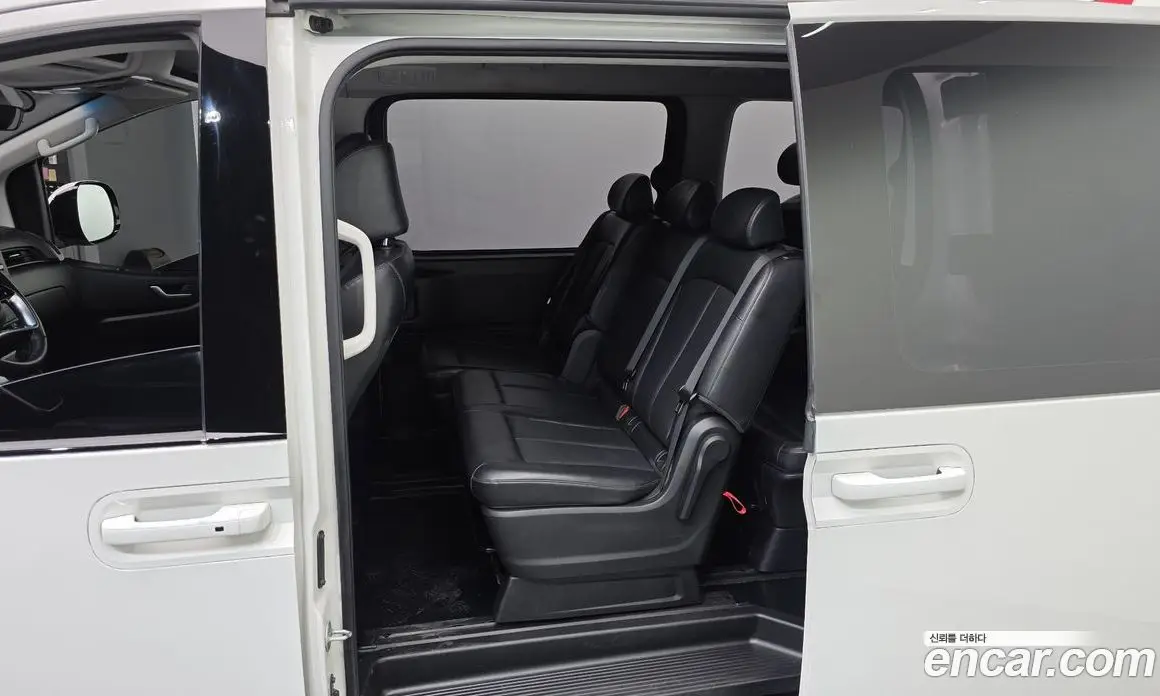 Hyundai Staria 2022 2.2 автомат (гидро), фото 17 Hyundai Staria 2022 2.2 автомат (гидро), фото 17