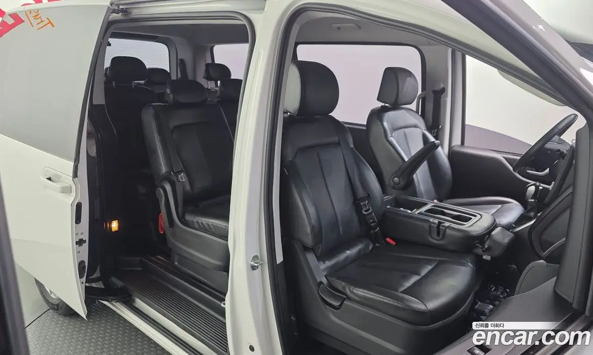 Hyundai Staria 2022 2.2 автомат (гидро), фото 18 Hyundai Staria 2022 2.2 автомат (гидро), фото 18