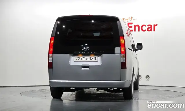 Hyundai Staria 2022 2.2 автомат (гидро), миниатюра 4