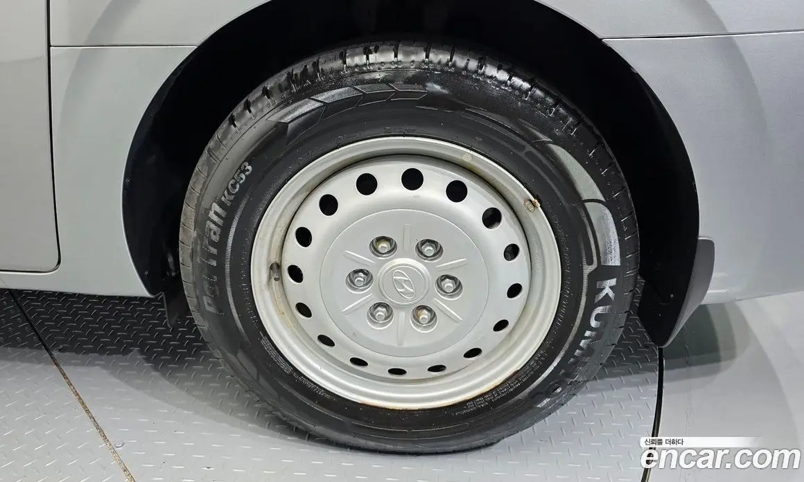 Hyundai Staria 2022 2.2 автомат (гидро), фото 7