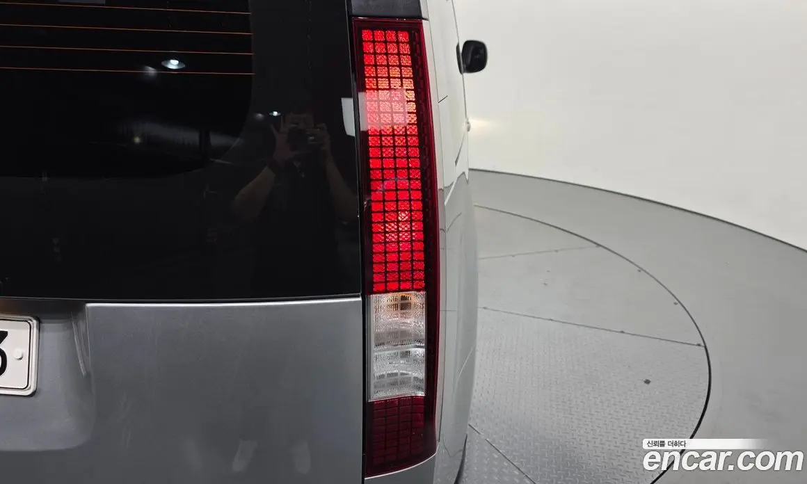 Hyundai Staria 2022 2.2 автомат (гидро), фото 9