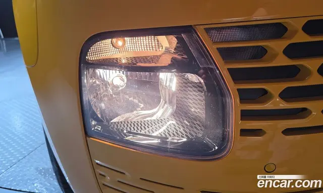 Hyundai Staria 2023 3.5 автомат (гидро), миниатюра 8