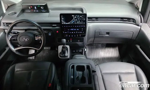 Hyundai Staria 2023 3.5 автомат (гидро), миниатюра 10