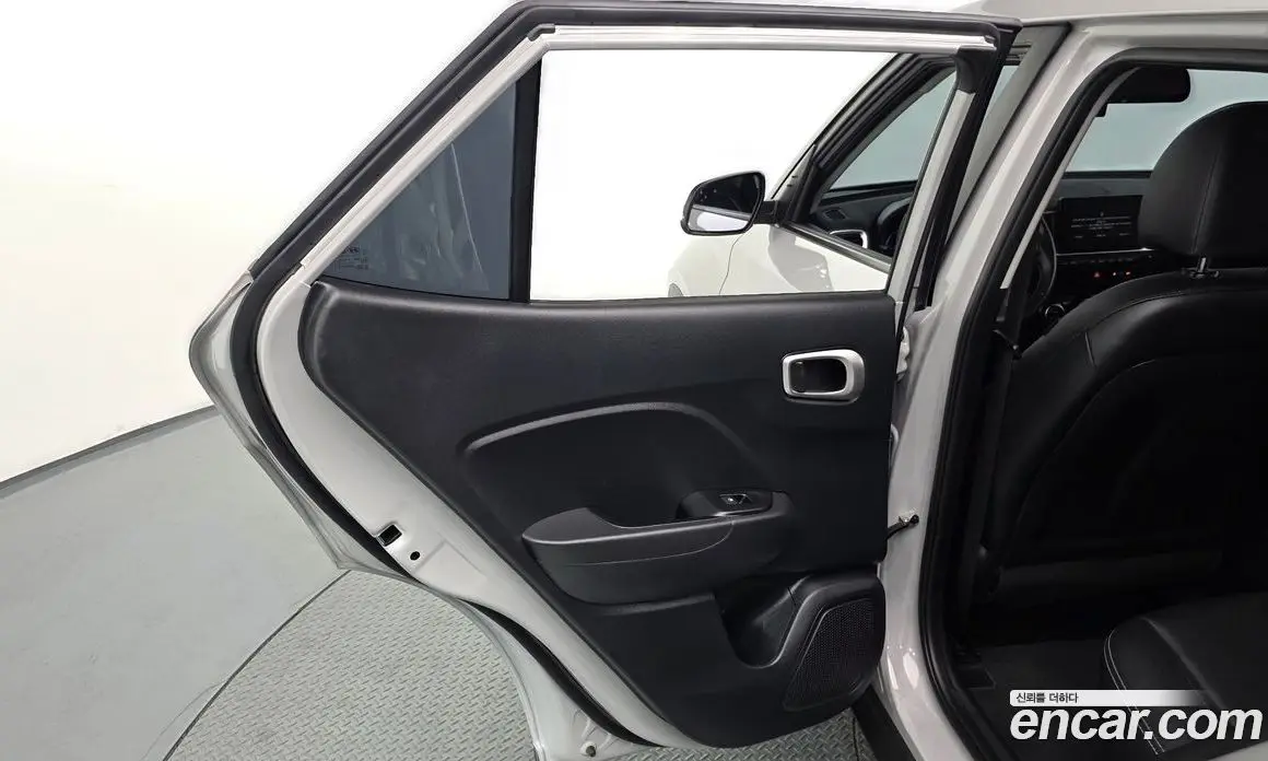 Hyundai Venue 2025 1.6 автомат (гидро), фото 15 Hyundai Venue 2025 1.6 автомат (гидро), фото 15