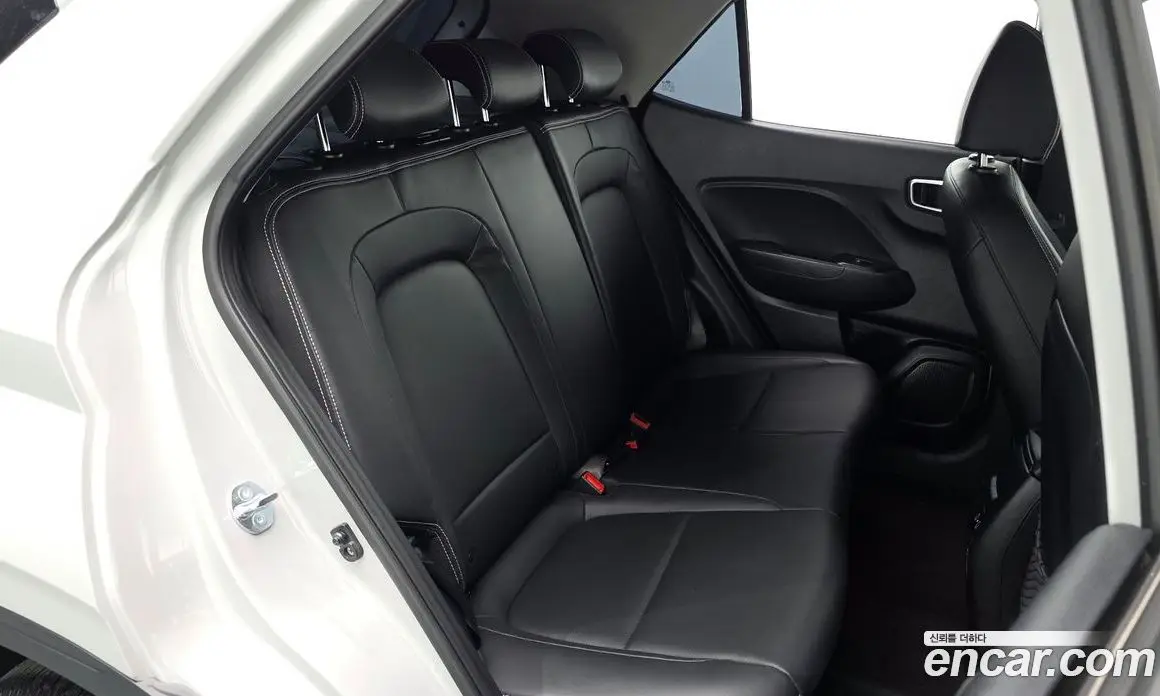 Hyundai Venue 2025 1.6 автомат (гидро), фото 17 Hyundai Venue 2025 1.6 автомат (гидро), фото 17