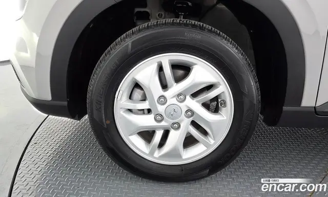 Hyundai Venue 2025 1.6 автомат (гидро), миниатюра 5 Hyundai Venue 2025 1.6 автомат (гидро), миниатюра 5