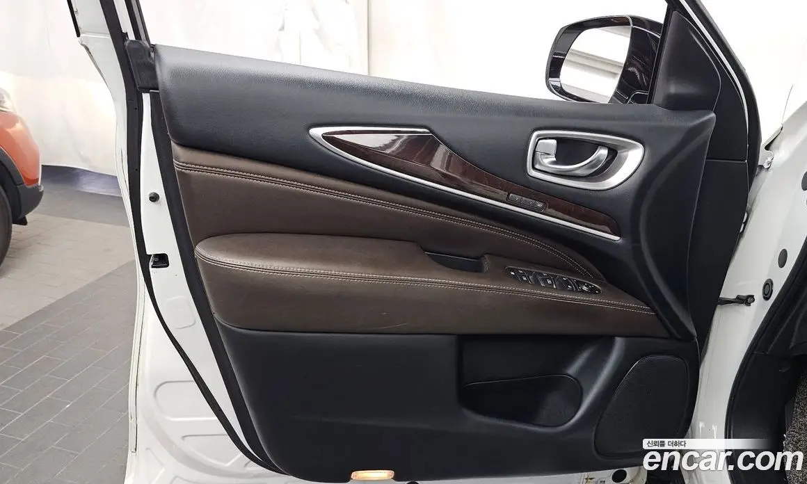 Infiniti QX60 2018 3.5 автомат (гидро), фото 14 Infiniti QX60 2018 3.5 автомат (гидро), фото 14