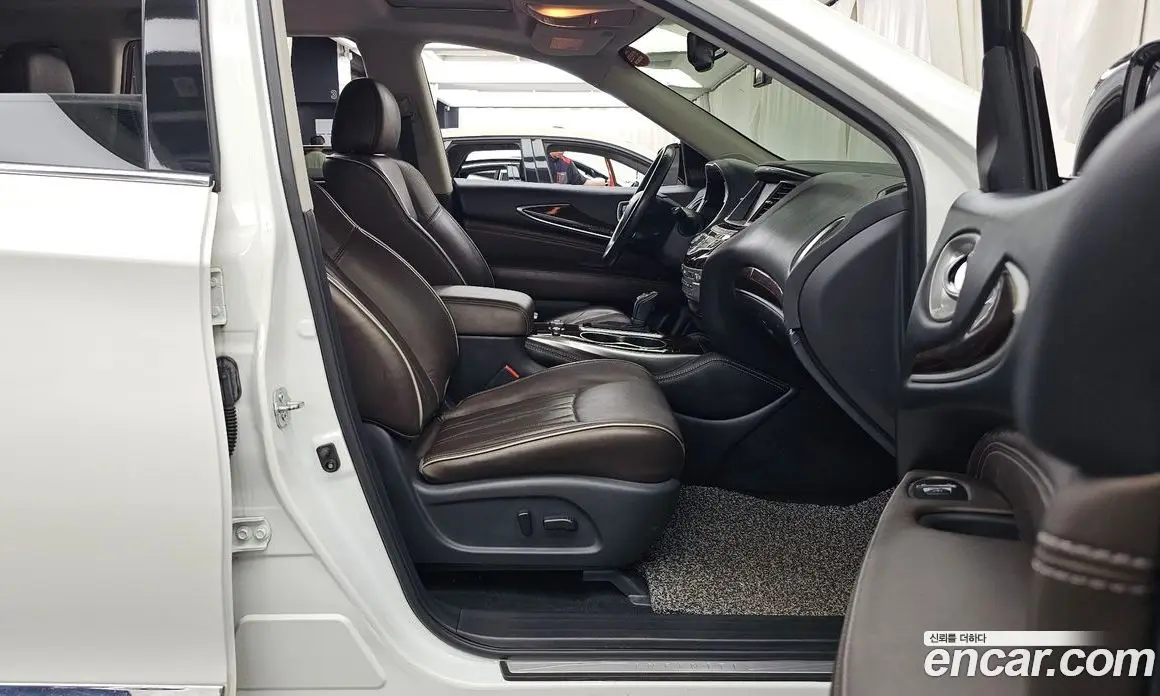 Infiniti QX60 2018 3.5 автомат (гидро), фото 17 Infiniti QX60 2018 3.5 автомат (гидро), фото 17