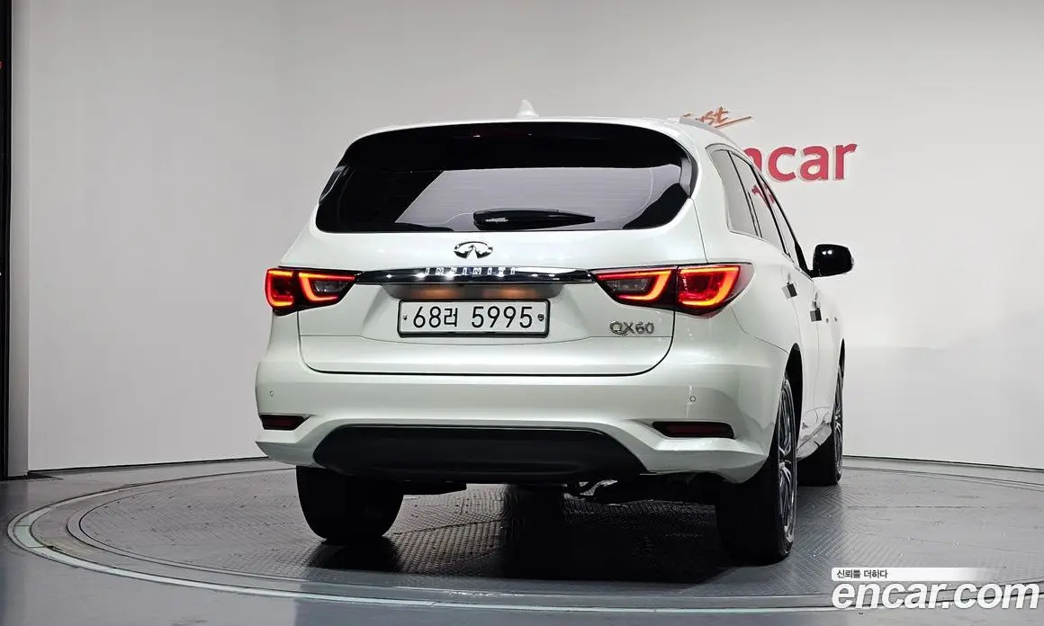 Infiniti QX60 2018 3.5 автомат (гидро), фото 4 Infiniti QX60 2018 3.5 автомат (гидро), фото 4