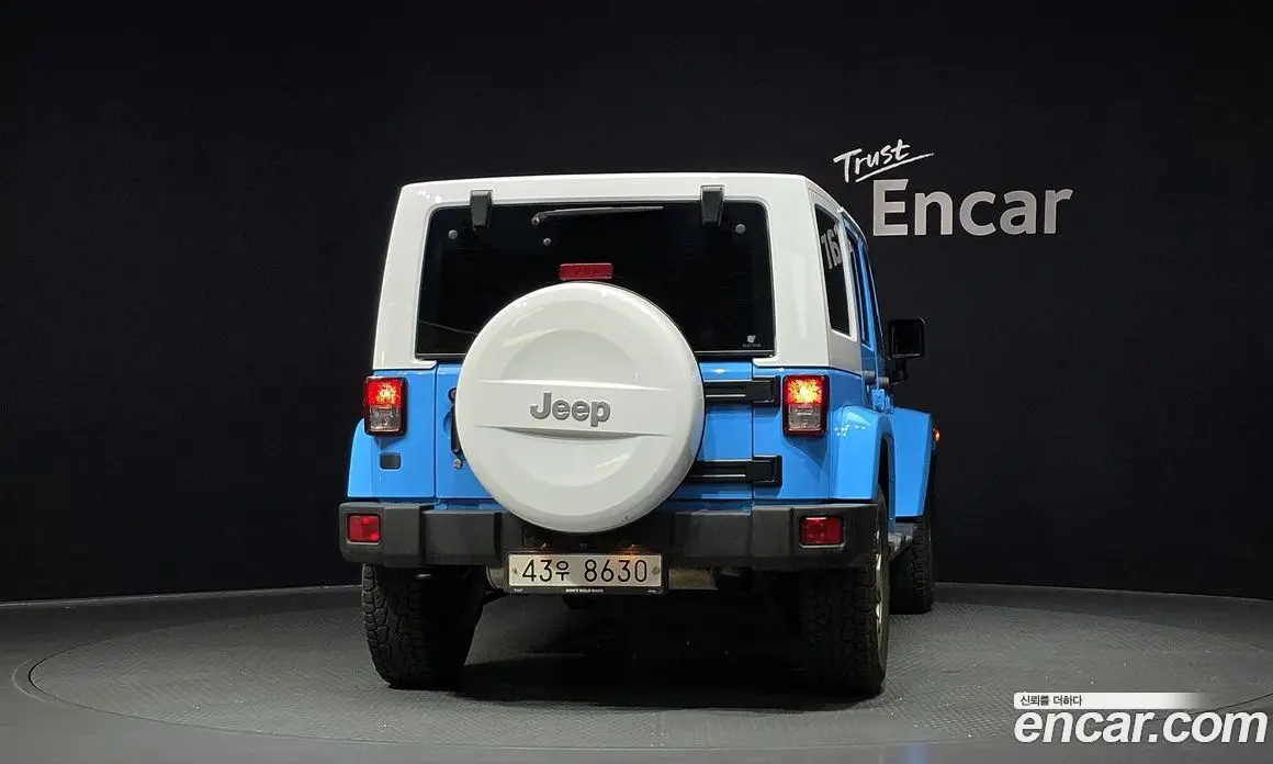 Jeep Wrangler 2017 3.6 автомат (гидро), фото 4 Jeep Wrangler 2017 3.6 автомат (гидро), фото 4