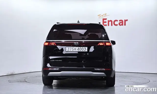 Kia Carnival 2021 2.2 автомат (гидро), миниатюра 4 Kia Carnival 2021 2.2 автомат (гидро), миниатюра 4