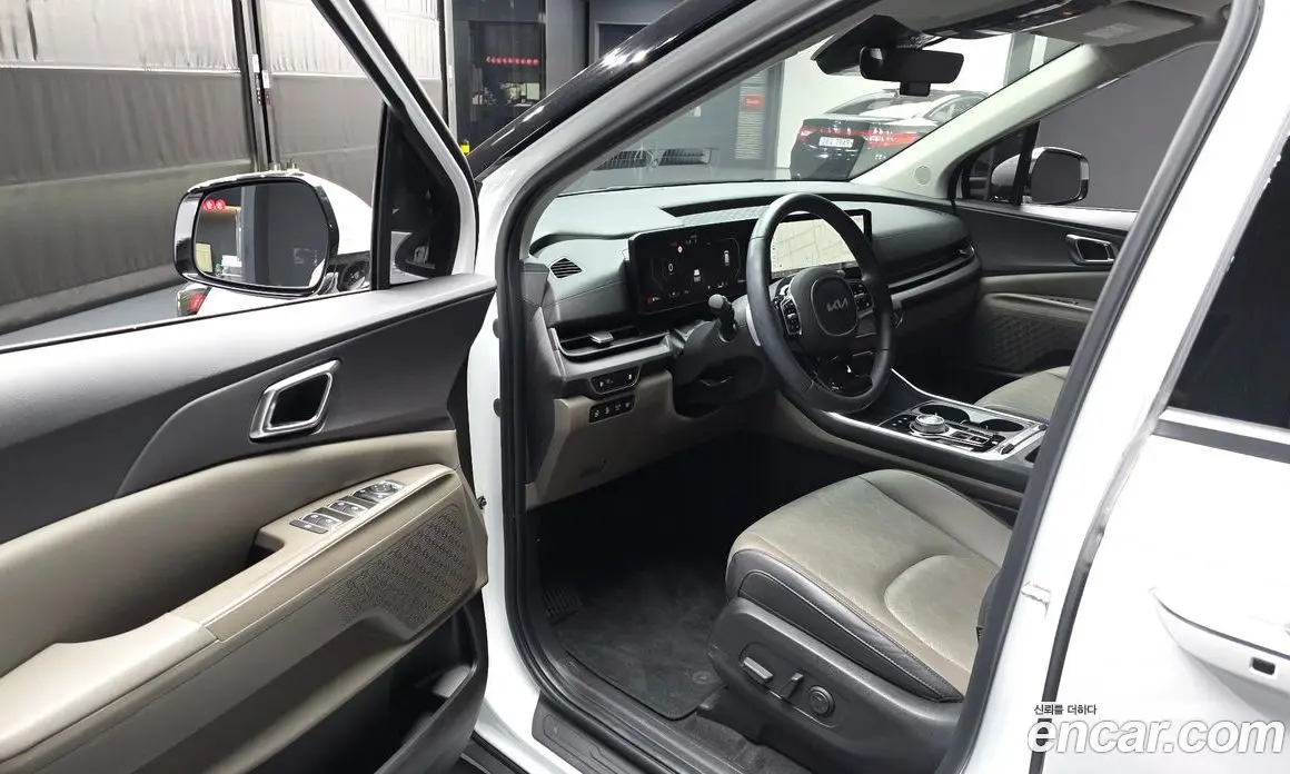 Kia Carnival 2023 3.5 автомат (гидро), фото 13 Kia Carnival 2023 3.5 автомат (гидро), фото 13
