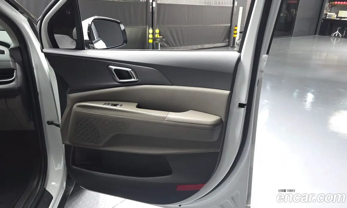 Kia Carnival 2023 3.5 автомат (гидро), фото 15 Kia Carnival 2023 3.5 автомат (гидро), фото 15