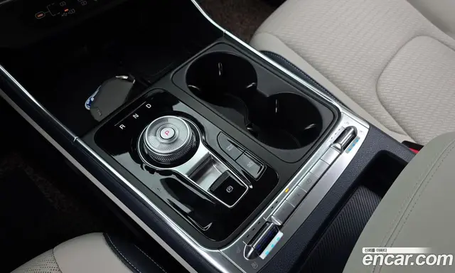 Kia Carnival 2024 1.6 автомат (гидро), миниатюра 12
