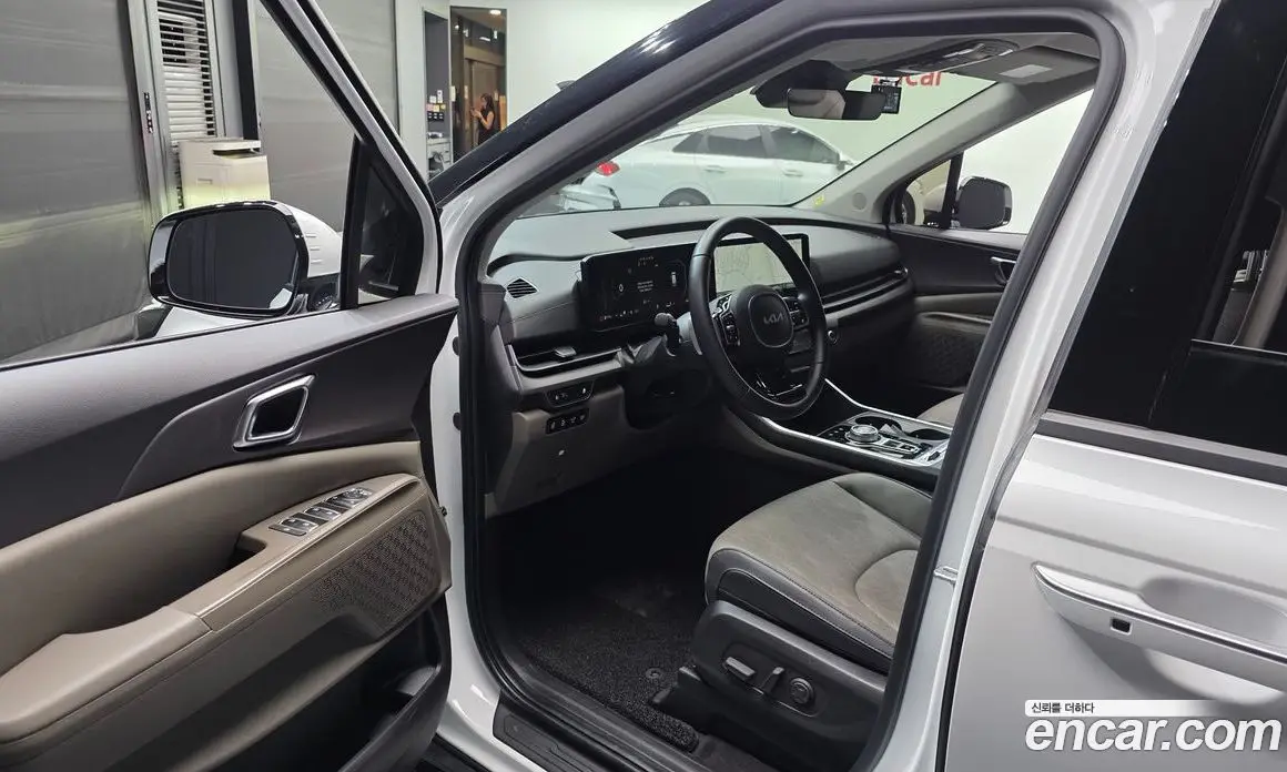 Kia Carnival 2024 2.2 автомат (гидро), фото 13 Kia Carnival 2024 2.2 автомат (гидро), фото 13