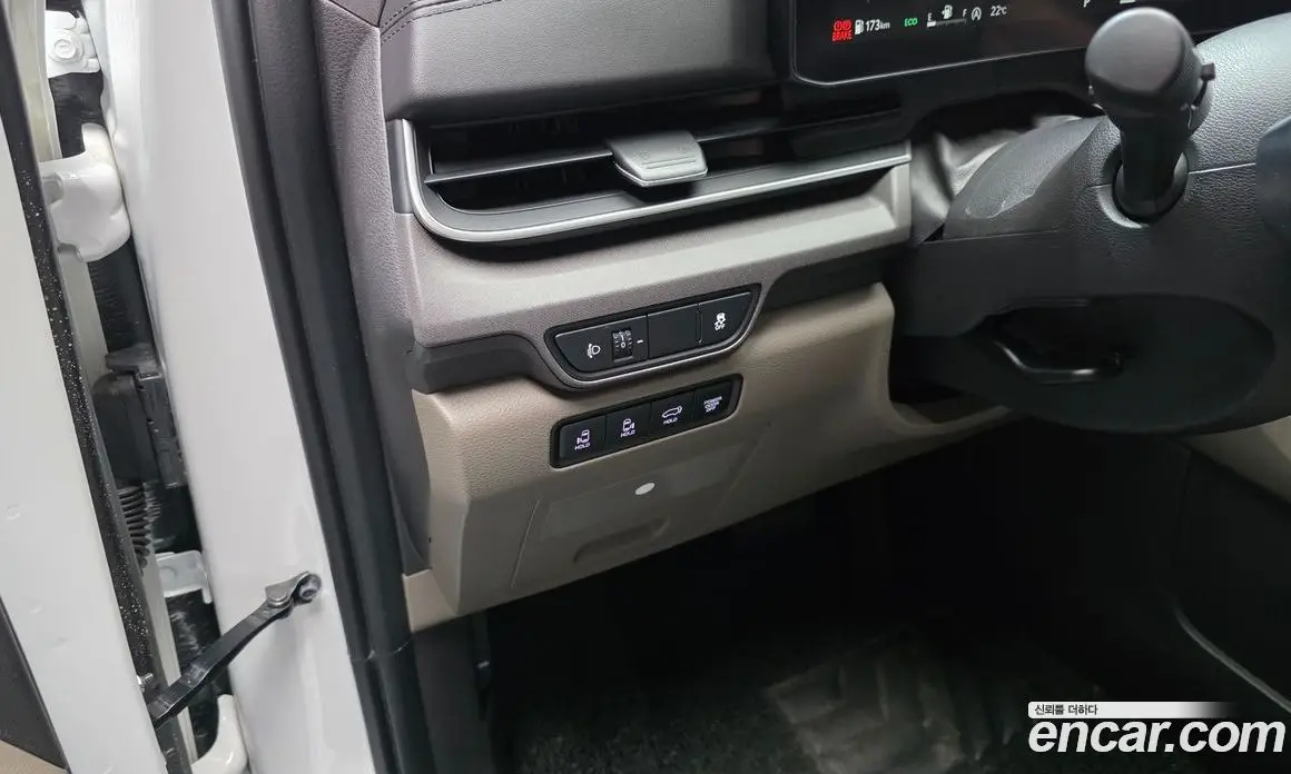 Kia Carnival 2024 2.2 автомат (гидро), фото 20 Kia Carnival 2024 2.2 автомат (гидро), фото 20