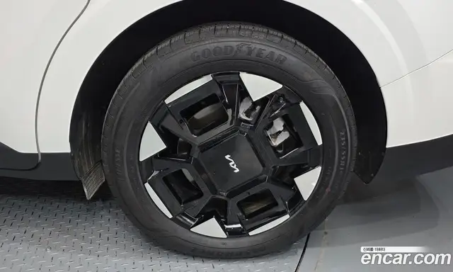 Kia Carnival 2024 2.2 автомат (гидро), миниатюра 7 Kia Carnival 2024 2.2 автомат (гидро), миниатюра 7