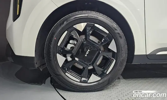 Kia Carnival 2024 1.6 автомат (гидро), миниатюра 5 Kia Carnival 2024 1.6 автомат (гидро), миниатюра 5