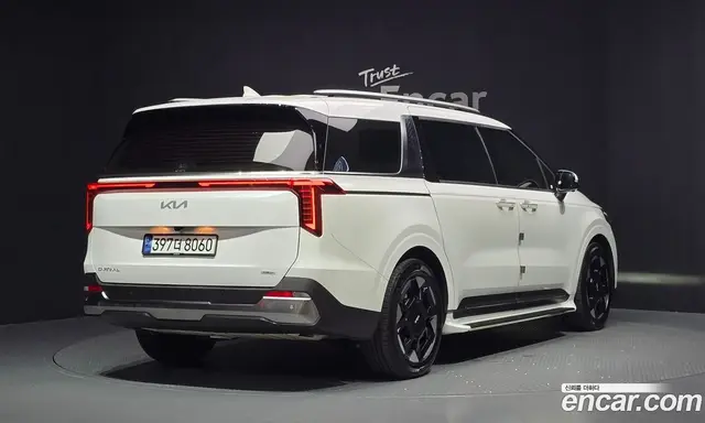 Kia Carnival 2024 1.6 автомат (гидро), миниатюра 2