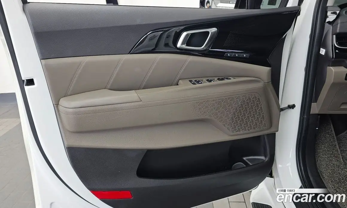 Kia Carnival 2024 1.6 автомат (гидро), фото 14