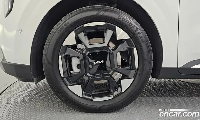 Kia Carnival 2025 1.6 автомат (гидро), миниатюра 4 Kia Carnival 2025 1.6 автомат (гидро), миниатюра 4