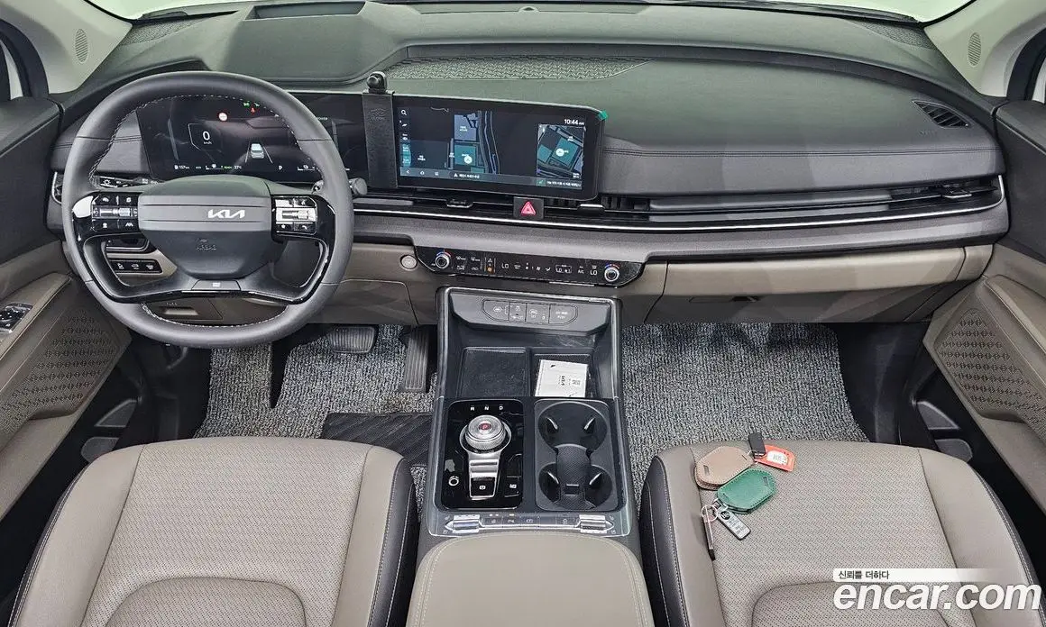 Kia Carnival 2025 1.6 автомат (гидро), фото 9 Kia Carnival 2025 1.6 автомат (гидро), фото 9