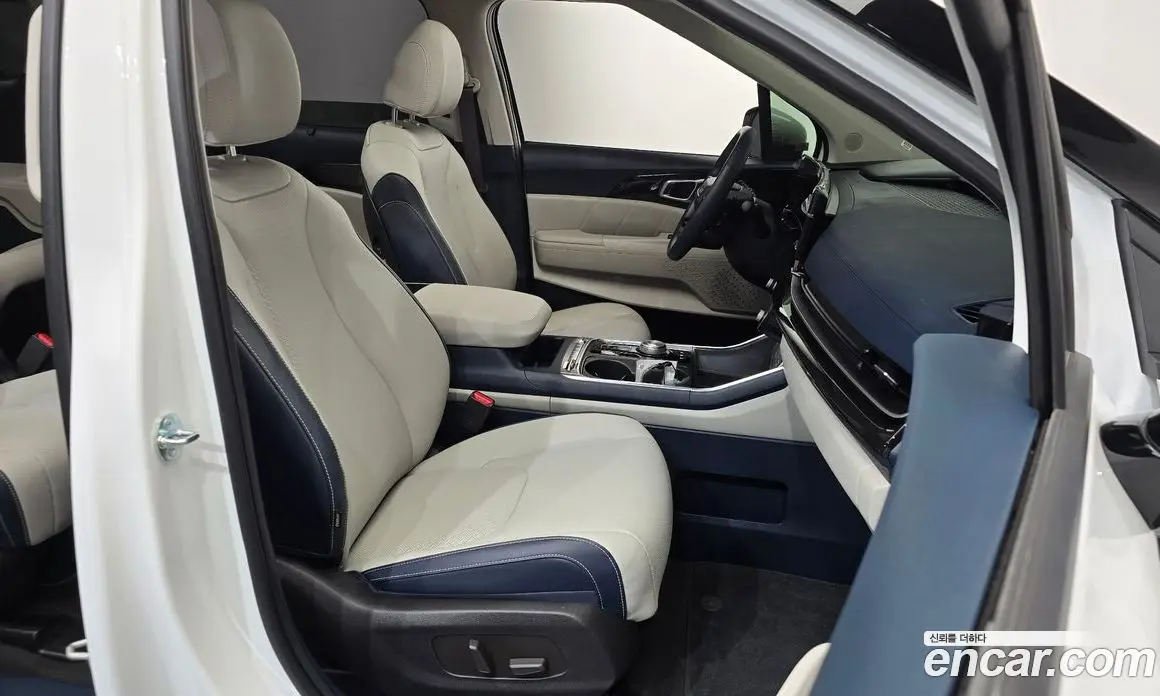 Kia Carnival 2025 1.6 автомат (гидро), фото 16