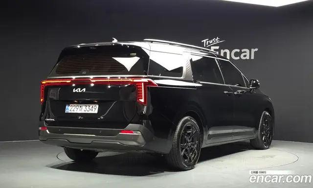 Kia Carnival 2025 3.5 автомат (гидро), миниатюра 2 Kia Carnival 2025 3.5 автомат (гидро), миниатюра 2