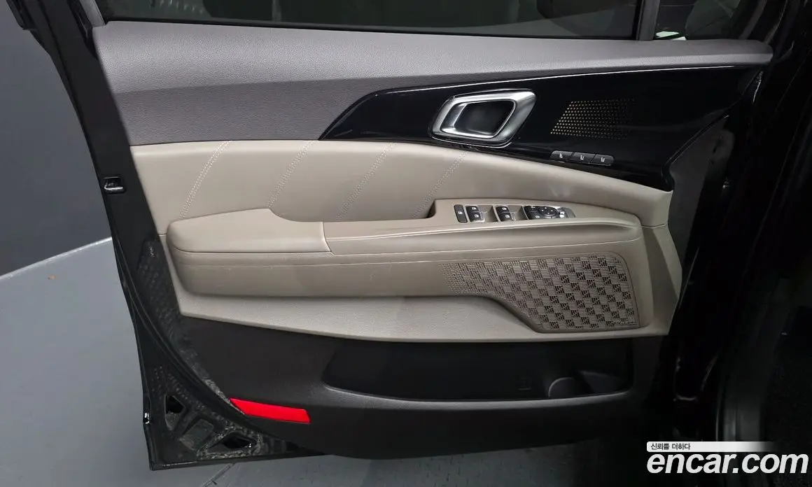 Kia Carnival 2025 3.5 автомат (гидро), фото 15 Kia Carnival 2025 3.5 автомат (гидро), фото 15
