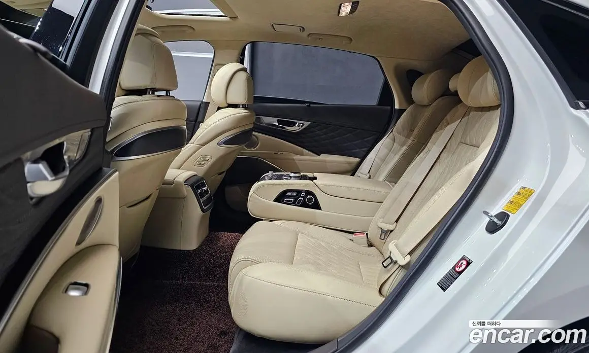 Kia K9 2022 3.3 автомат (гидро), фото 18 Kia K9 2022 3.3 автомат (гидро), фото 18