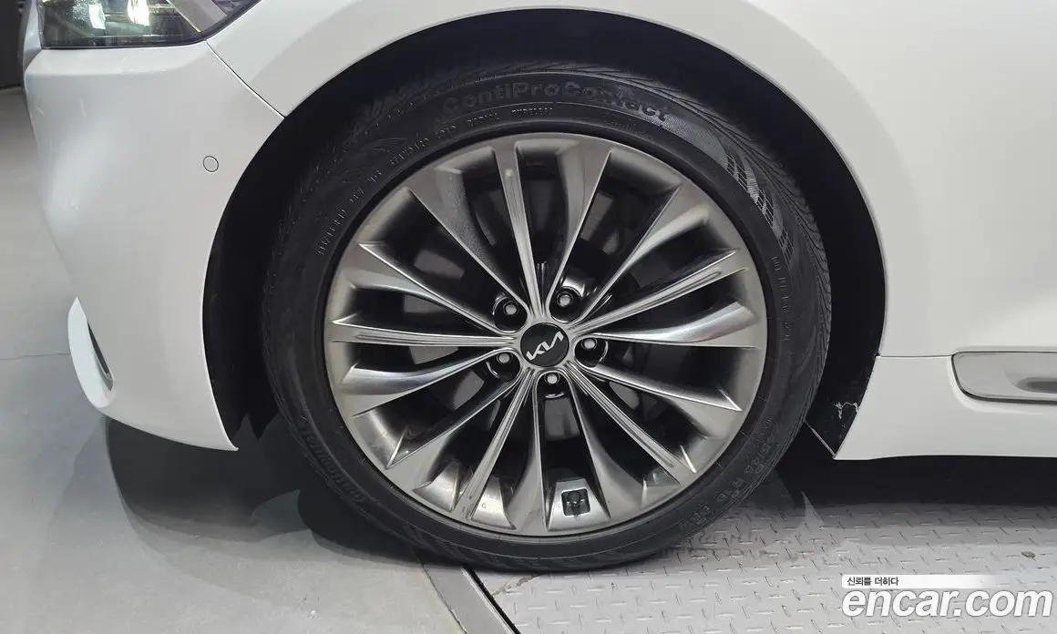 Kia K9 2022 3.3 автомат (гидро), фото 5 Kia K9 2022 3.3 автомат (гидро), фото 5