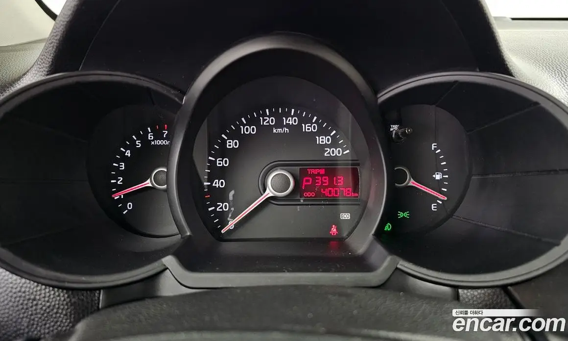 Kia Morning 2013 1.0 автомат (гидро), фото 11