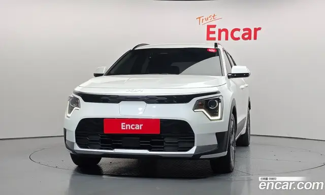 Kia Niro 2023 0.2 автомат (гидро), миниатюра 3 Kia Niro 2023 0.2 автомат (гидро), миниатюра 3