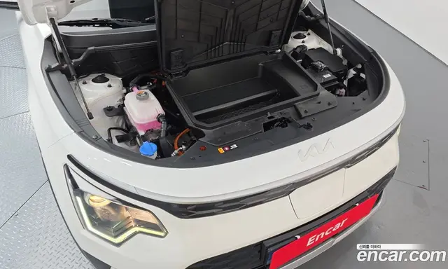 Kia Niro 2023 0.2 автомат (гидро), миниатюра 6 Kia Niro 2023 0.2 автомат (гидро), миниатюра 6