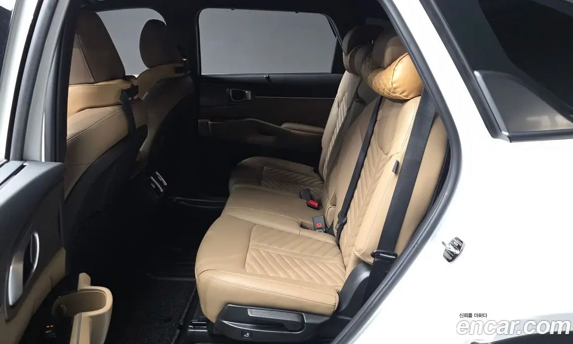 Kia Sorento 2023 1.6 автомат (гидро), фото 16 Kia Sorento 2023 1.6 автомат (гидро), фото 16