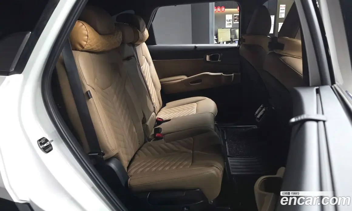 Kia Sorento 2023 1.6 автомат (гидро), фото 18 Kia Sorento 2023 1.6 автомат (гидро), фото 18