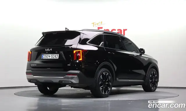 Kia Sorento 2023 2.2 автомат (гидро), миниатюра 2 Kia Sorento 2023 2.2 автомат (гидро), миниатюра 2
