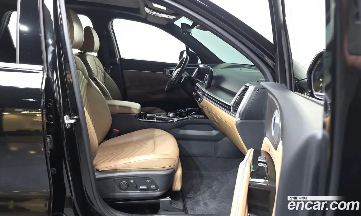 Kia Sorento 2023 2.2 автомат (гидро), фото 17 Kia Sorento 2023 2.2 автомат (гидро), фото 17