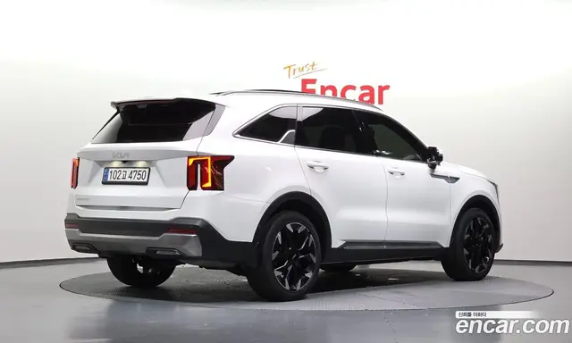 Kia Sorento 2023 2.2 автомат (гидро), миниатюра 2